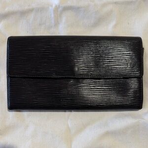 Louis Vuitton Epi Black Textured Wallet